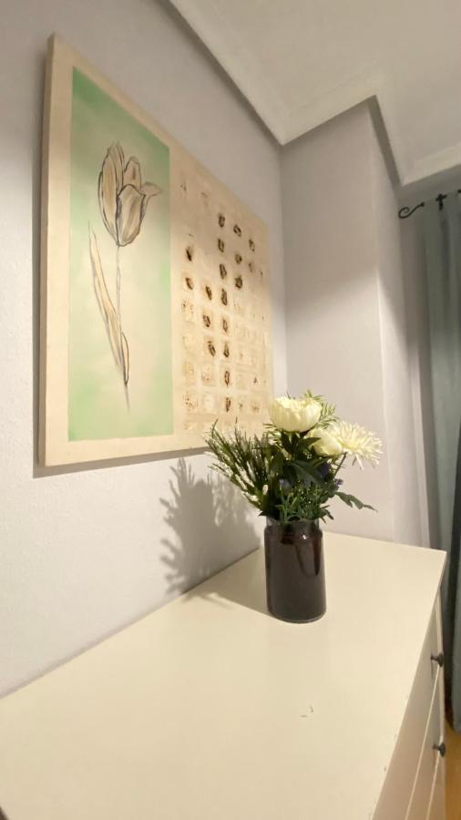 Aires De Toledo-Parque Warner Y Madrid En Familia Apartment Exterior photo