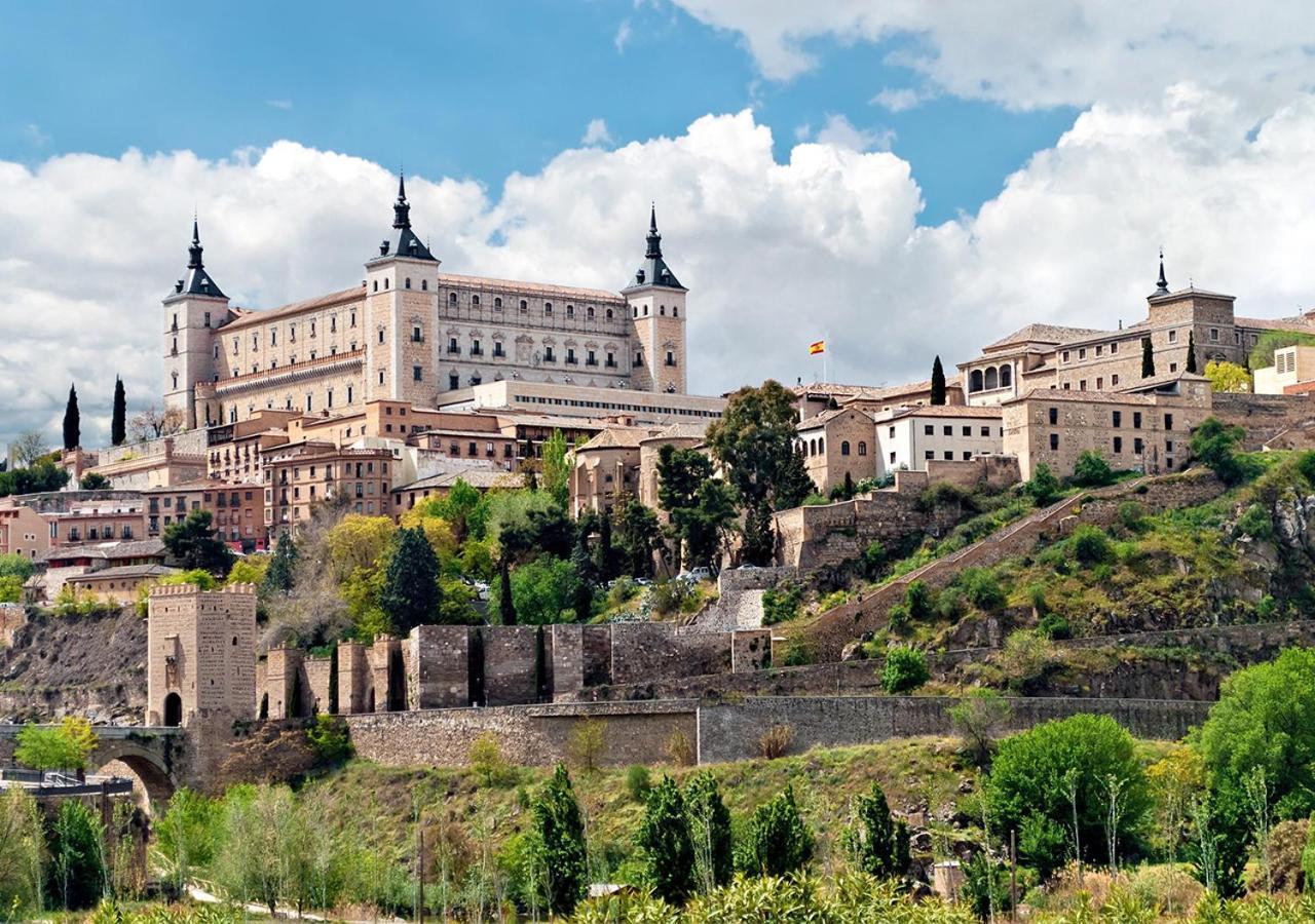 Aires De Toledo-Parque Warner Y Madrid En Familia Apartment Exterior photo